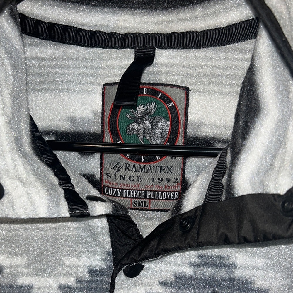 Aztec Pullover Sweater - Picture 2 of 3